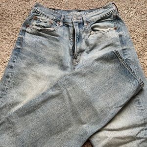 American Eagle baggy jean